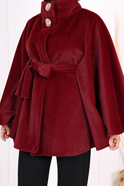 KÜBRA Angora Poncho Model in Burgundy