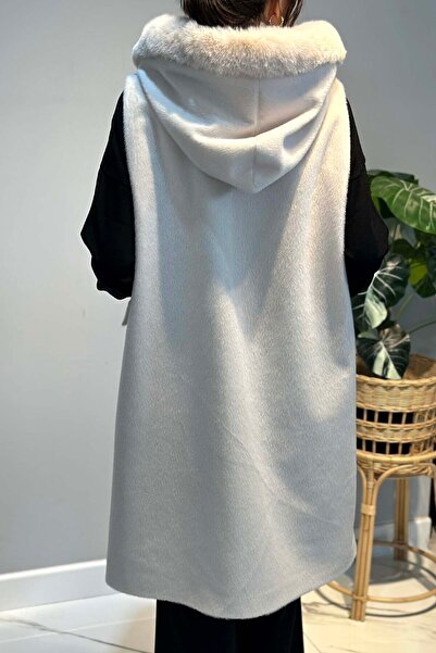 Lale Butik Plus Size Fur Detail Hooded Vest 2595 Ecru