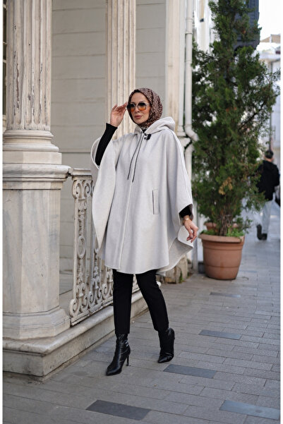 KADEEM Lavena Moscov Poncho - 2014