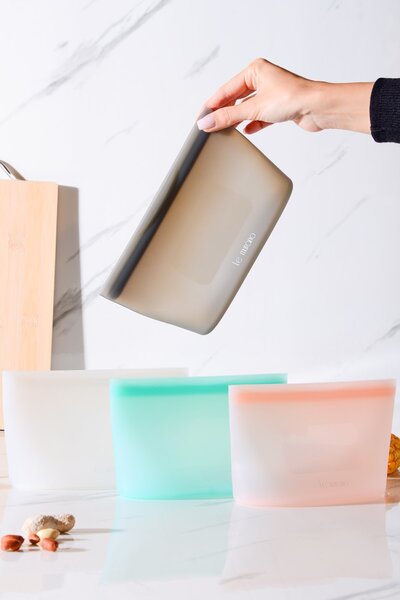 Le murano Mood Air Tight Lockable Silicone Storage Bag 680 ml | Gray