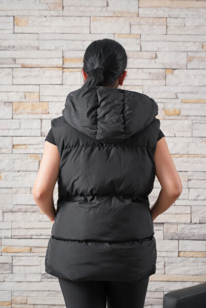 solena sln Women's Oversized Mold Hooded Puffer Vest