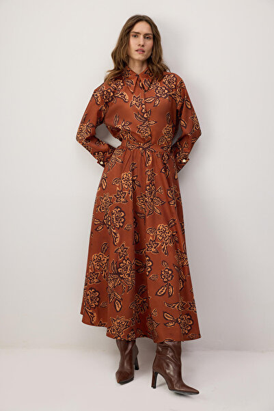 Touché Privé ΣΑΤΕΝ ΦΟΥΣΤΑ ΜΕ ΣΧΕΔΙΟ