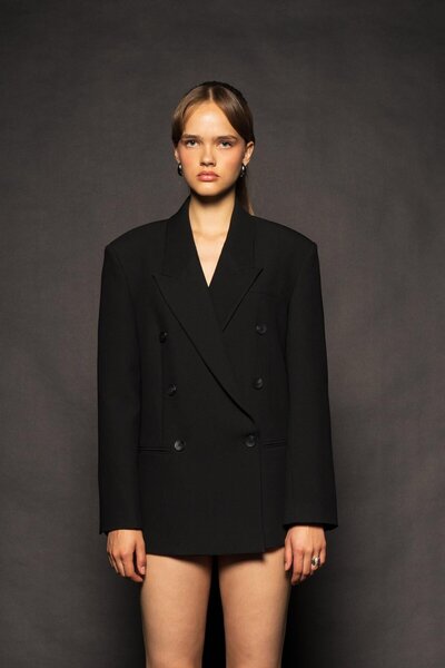 Thalure Kadın Siyah Basene Oturan Oversize Blazer