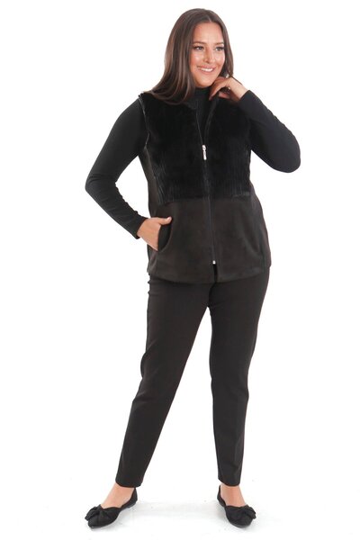 Metpoint Μαύρο γιλέκο Trend42plus μεγάλου μεγέθους με λεπτομέρεια από γούνα στο μπροστινό μέρος