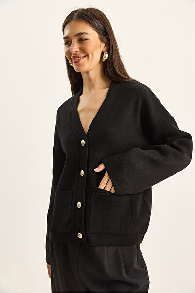 Bianco Lucci Women's Button Pocket Detail V-Neck Long Sleeve Knitwear Cardigan Th251059 60283799