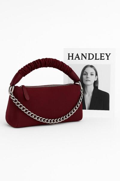 Handley حقيبة يد فاخرة من جلد الغزال مع تفاصيل سلسلة