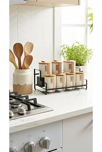 Generic This spice and seasoning storage jar set features a perfect design that adds a stunning touch to your kitchen decor.