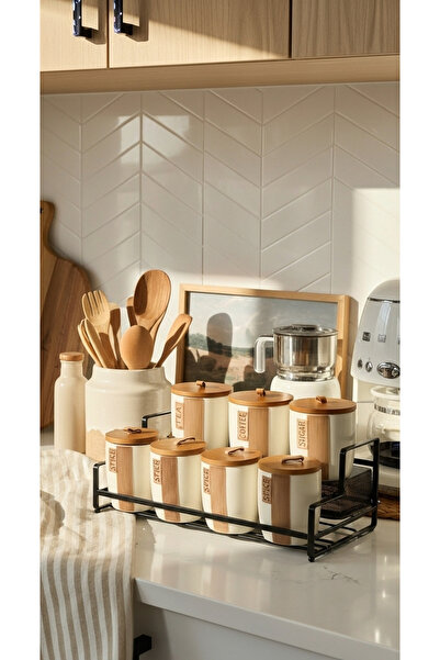Generic "Kitchen elegance starts with the details – a luxurious jar set with a modern design"