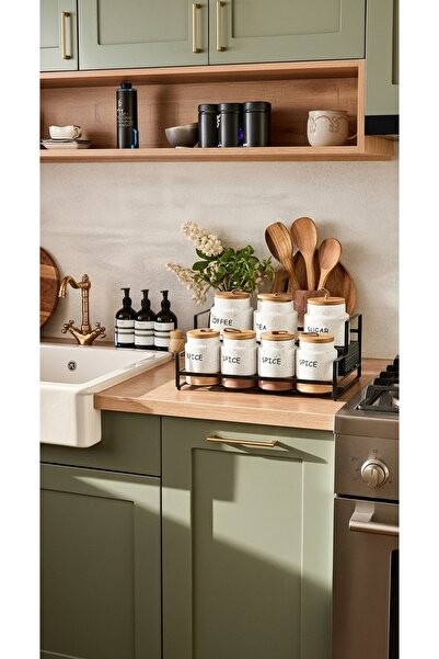 Generic This spice and seasoning storage jar set features a perfect design that adds a stunning touch to your kitchen decor.