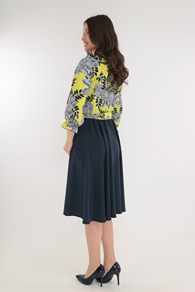 Vanessa Line RO Κομψό φόρεμα σε σκούρο μπλε-κίτρινο με με τύπωμα