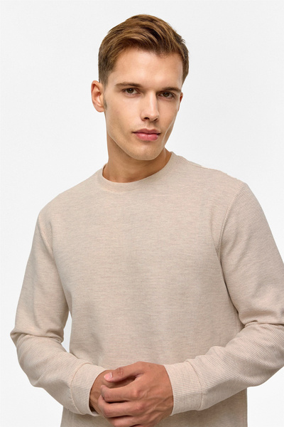 SÜVARİ Φούτερ με φαρδιά εφαρμογή με λαιμόκοψη σε σχήμα O, με μοτίβο βάφλας καφέ