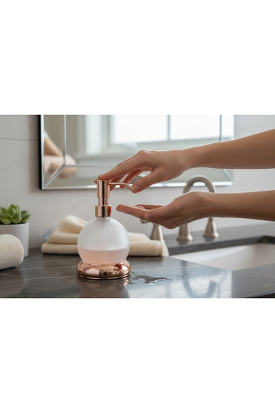 İSAOĞLU YAPI Copper Liquid Soap Dispenser Brass Material Bronze Bathroom Soap Dispenser with Drain Design Bronze