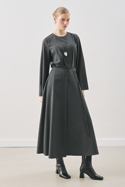 Manuka Anvelop Classic Dress with Skirt Anthracite