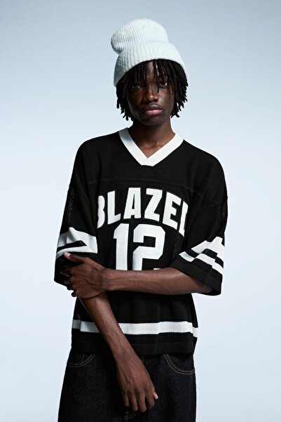 Bershka Short sleeve sport mesh print T-shirt