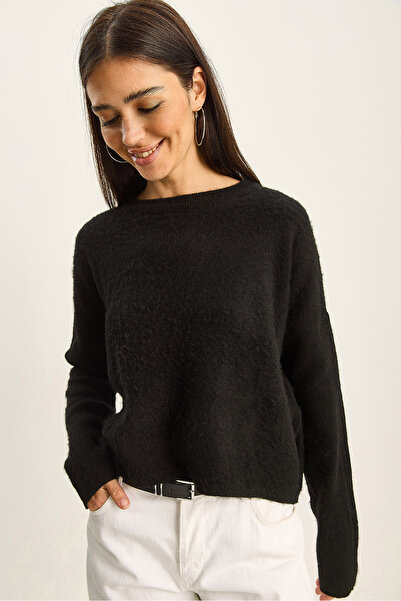 Bianco Lucci Women's Crew Neck Fleece-Lined Basic Knitwear Sweater 60285009