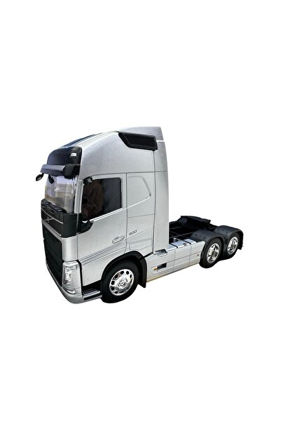 JPT Volvo Tractor Trailer Model 1:32 Silver (Flawed)