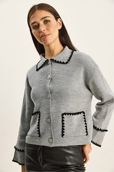 Bianco Lucci Women's Polo Neck Pocket Detailed Shepherd Stitch Knitwear Cardigan 60285001