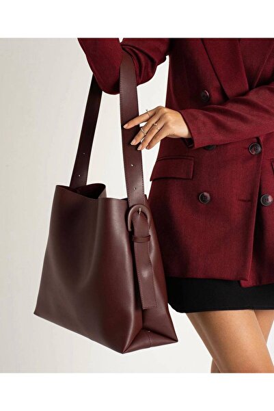 Maico Kadın Toka Detaylı Yumuşak Deri Çıtçıt ve Fermuarlı Iç Bölme Shopper Çanta LF9039-MANGO