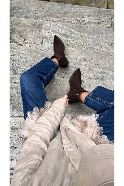 ESSO LA MİA حذاء نسائي من Blooma بلون بني داكن من الجلد الطبيعي ذو مقدمة مدبب...