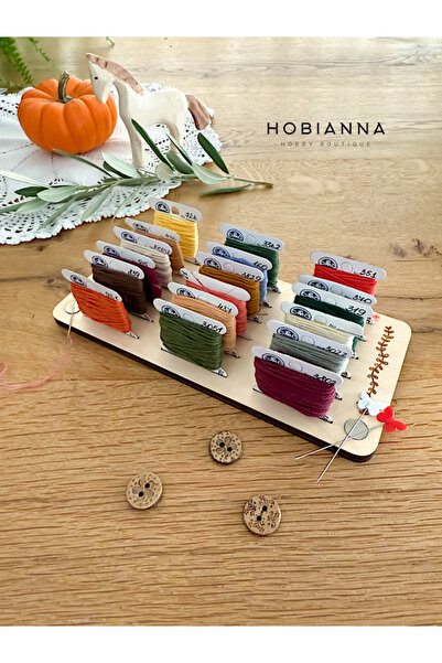 Hobianna Ahşap Makara Standı - 18 Kartlık