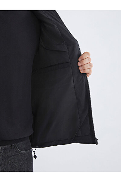 LC Waikiki Black Detachable Sleeve Men's Puffer Jacket