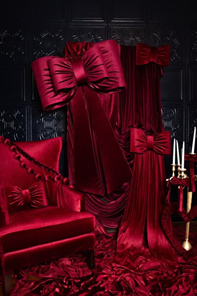 Insolito Custom Double Christmas red velvet throw 140x65 cm with ribbons 2.9 m
