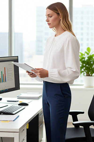 PayBuy Women's Guipure Embroidered B Peter Pan collar Crop Shirt Long Balloon Sleeves Woven Fabric Comfortable Cut Casual