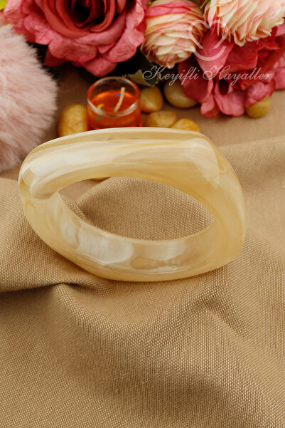 Keyifli Hayaller Akrilik Bilezik - Akrilik Reçine Kemik Rengi Asimetrik Kare ...