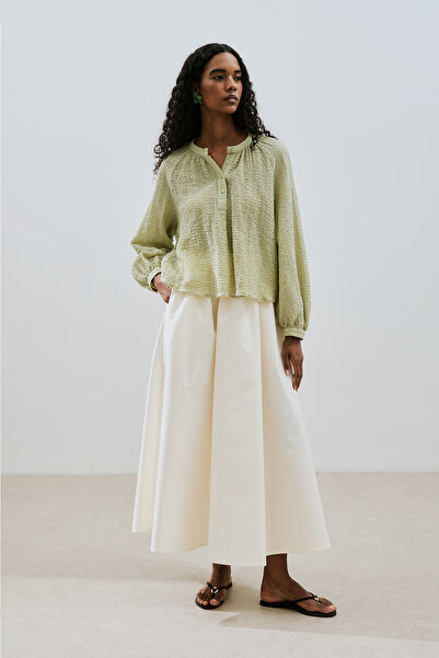 Manuka Textured Collar Buttoned Blouse Green