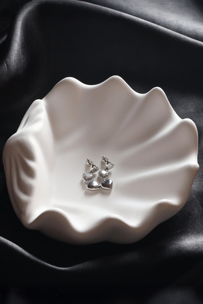 Eloura Accessories Zarif Şık Detaylı Çelik Küpe