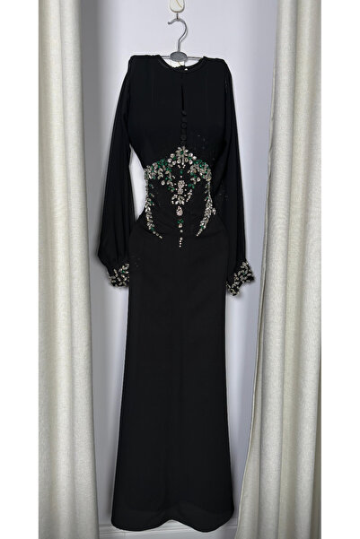 arena fashion 💎 فستان "ليالي الألماس": الأناقة الخالدة في ثوب سهرة فاخر