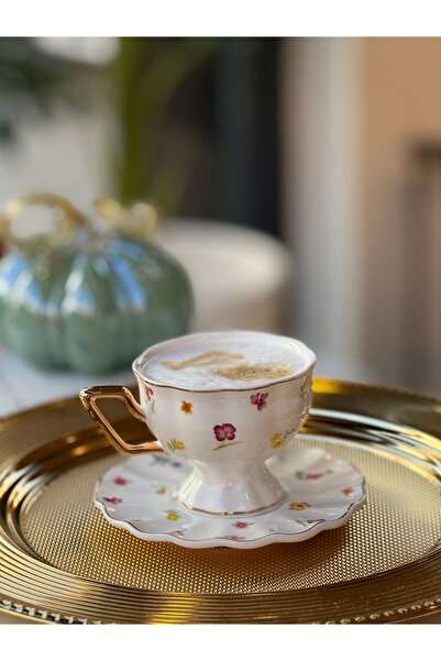 Fatma'nın Düşler Atölyesi 6 Kişilik 12 Parça Çiçek Desenli Porselen Çay Finca...