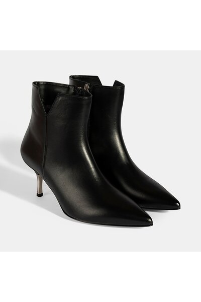 Desa Women's Black Thin Heeled Pointed Toe Leather Boots