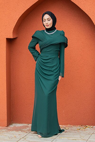 Tesettür Çarşım Pink Omuz Detaylı Drapeli Tesettür Abiye-Zümrüt