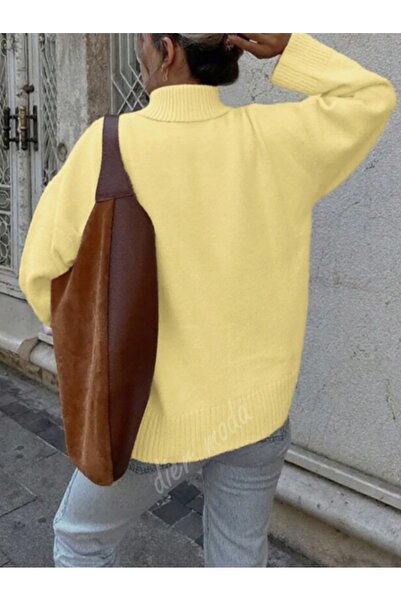 Dier Moda Women's Butter Yellow Turtleneck Oversized Knitwear Sweater, Knitwear Sweater Fmoda1969