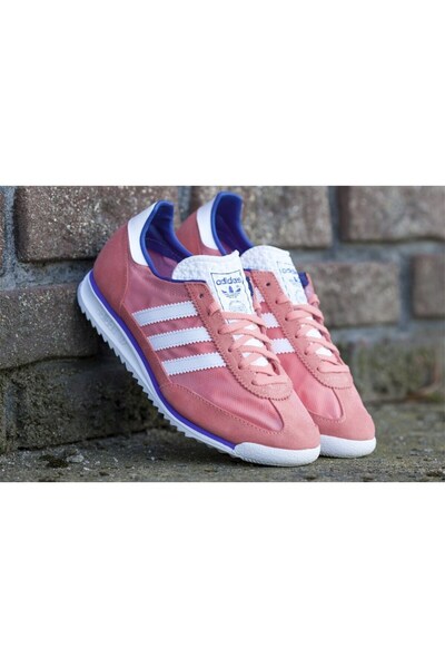 adidas SL72 W