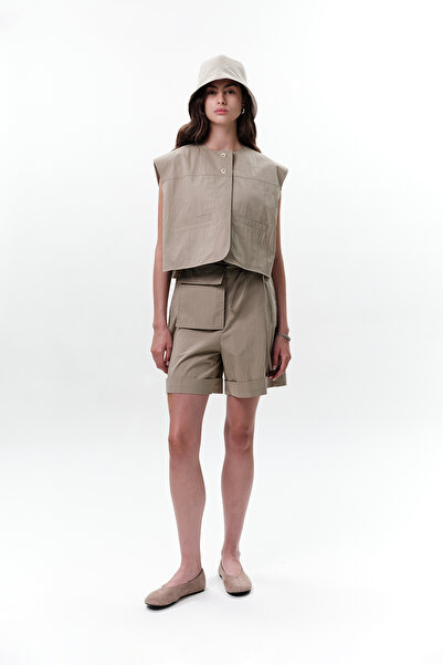 Manuka Cep Belted Shorts Green