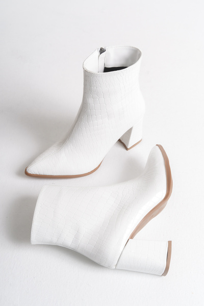 Shoesers Women's Special Design Pointed Toe Thick Heeled Shiny White Crocodile Zippered Boots