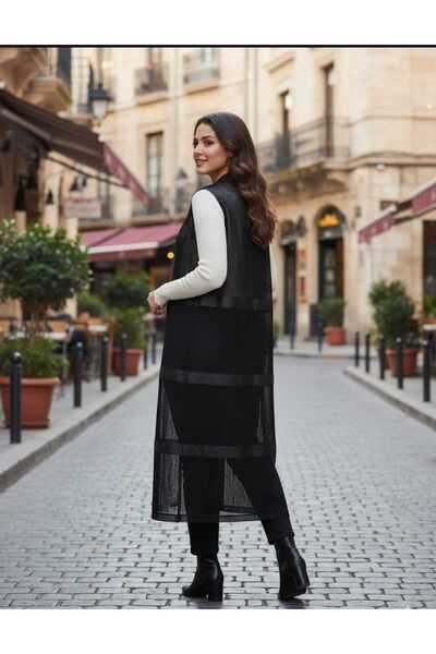 güncüoğlu Vest in the Shape of a Net with a Length of Below the Knees