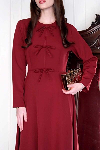 Ceylan Otantik Burgundy Bow Detail Crepe Dress