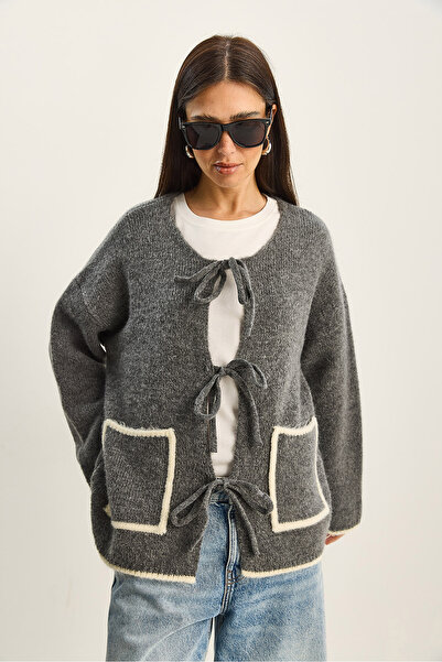 Bianco Lucci Women's Front Tie Pocket Detailed Knitwear Cardigan 60283827