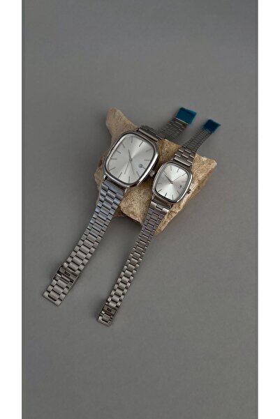 henaksesuar Casi Model Basic Kasa Takvimli Çift Saati Gümüş Renk