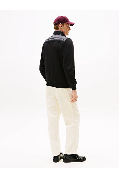 Tommy Hilfiger Men's Regular Fit Mock Neck Zipper Quilted Pattern Contrast Sleeve Black Sweatshirt Mw0Mw41329-Bd