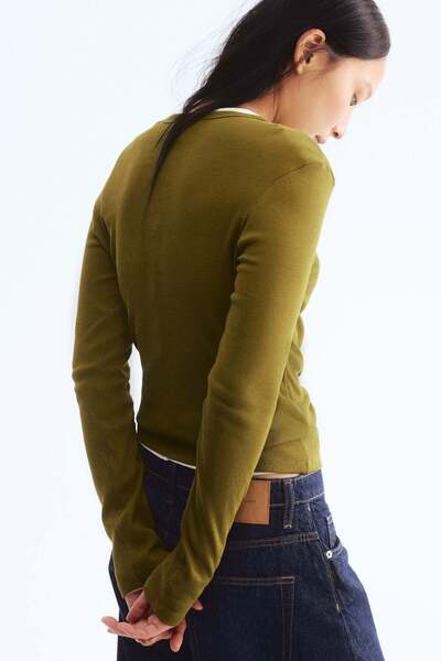 H&M بلوزة من القطن المضلع