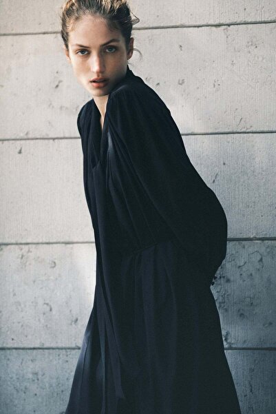 H&M Bow-collar shirt dress