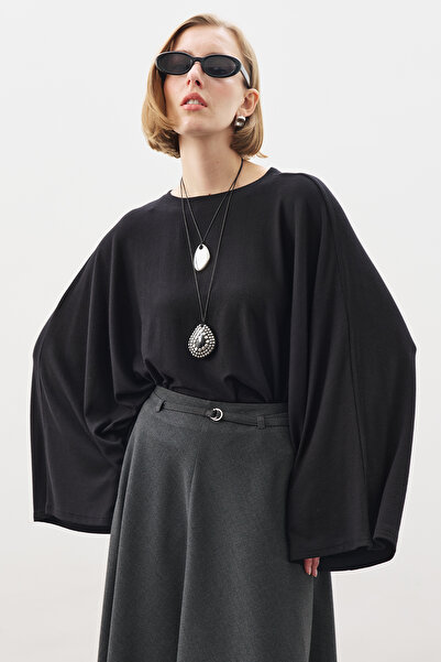Manuka Cape Style Bluse Black