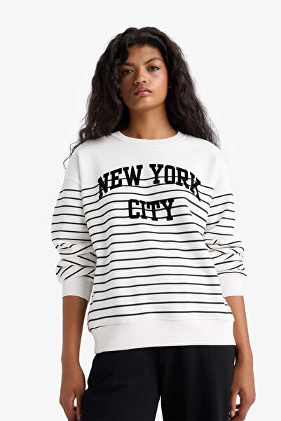 DeFacto Relax Fit Crew Neck Striped Printed Sweatshirt (25 Au)