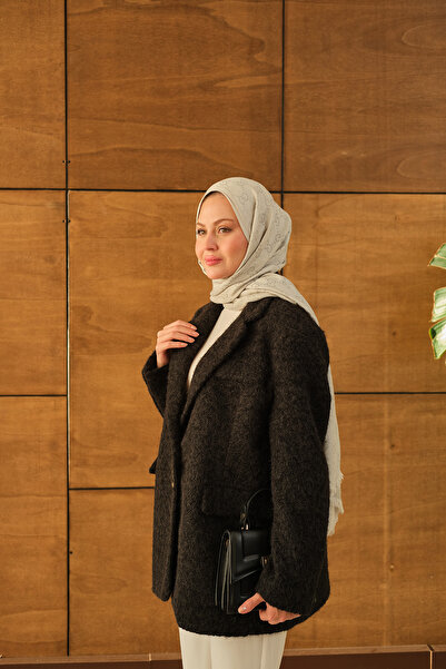 LOCCO Women's Button Detail Wrinkled Jacket Black