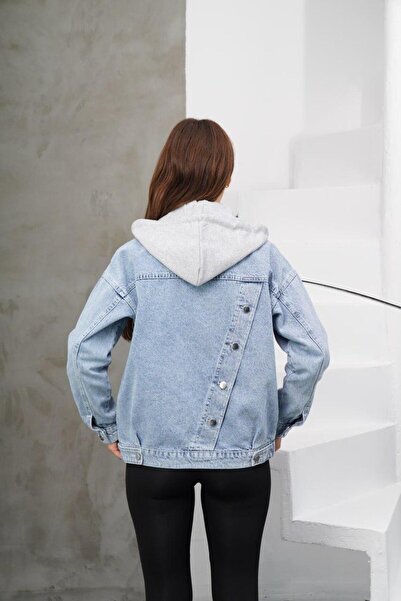 kulina Moda Kapüşonlu Düğmeli Detaylı Denim Ceket ile Sokak Modasını Yakalayın!