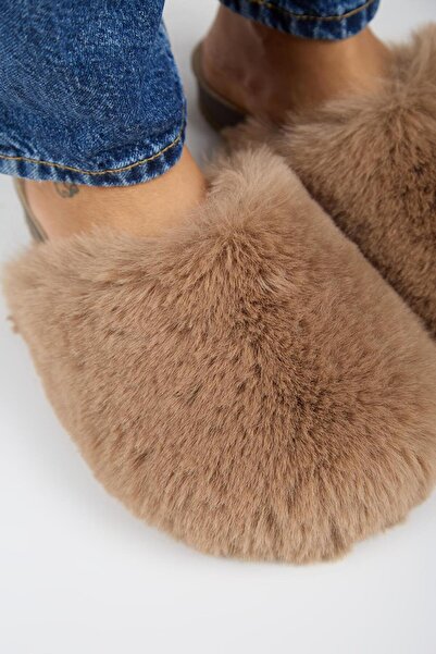Manijero Gaye Women's Plush Flat Mink Slippers